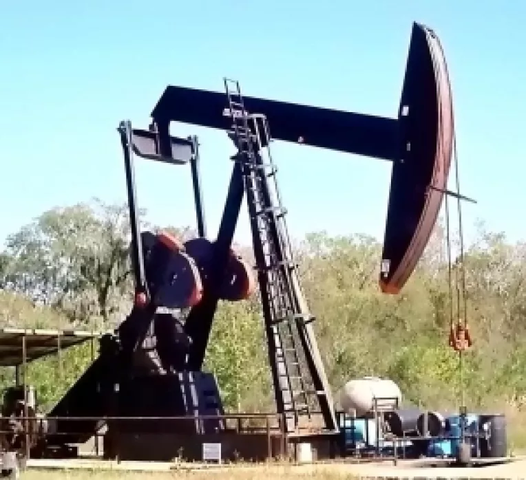 A scazut pretul petrolului