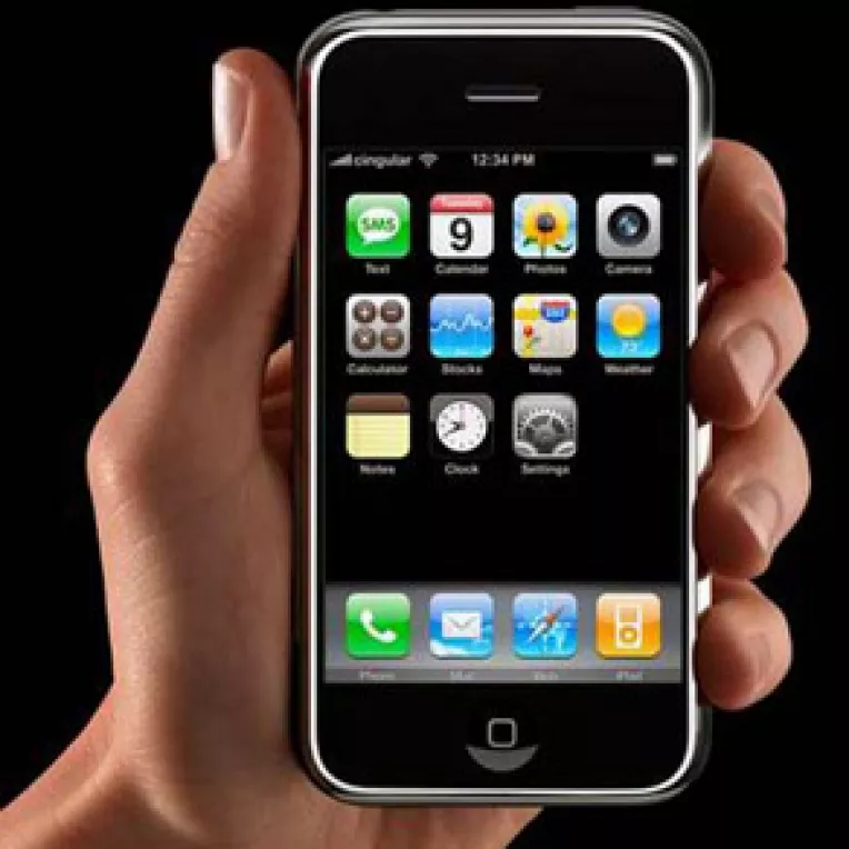 Apple iPhone la 1000 de euro