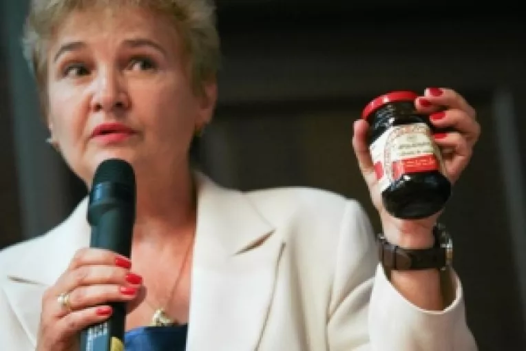 Bibiana Stanciulov : Reteaua de supermarketuri Lidl a clonat Magiunul de Topoloveni