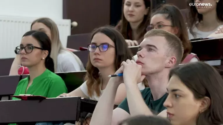 Cadrele didiactice cer guvernantilor sa-si respecte promisiunile legate de majorarea salariilor