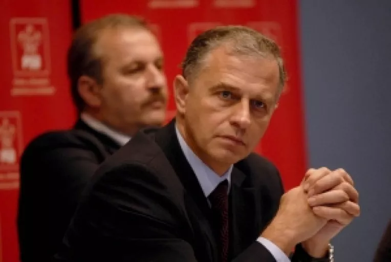 Geoana, invitat la Moscova pentru discutii cu presedintii Dumei si Consiliului Federatiei Ruse