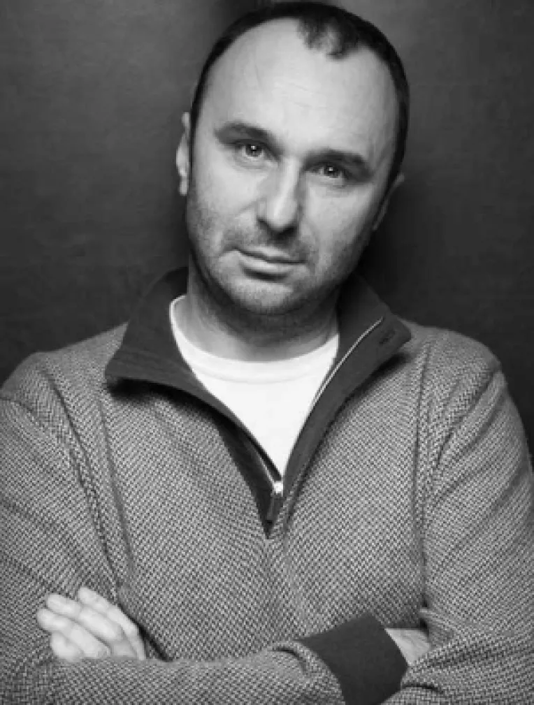 Juramantul de credinta al lui Marius Tuca in fata oamenilor care cred in el: « Ma voi bate pentru LUMINA »