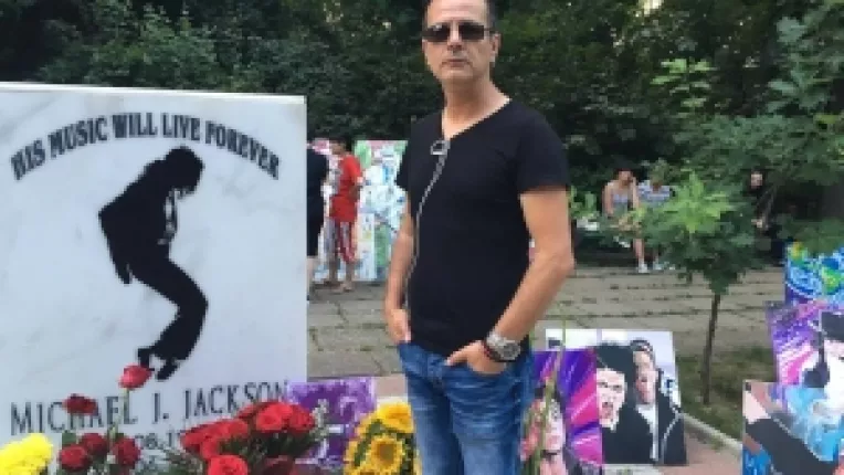 Michael Jackson, omagiat la Bucuresti