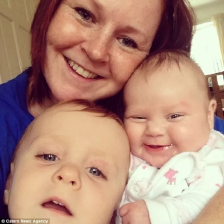 O femeie a nascut doi copii sanatosi si frumosi dupa un tratament chinuitor de chimioterapie!