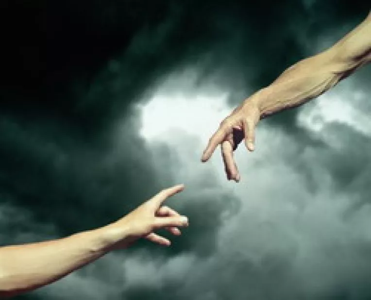 Opiniile celebrului ufolog Nick Pope despre fiinte inteligente in afara Terrei: Dumnezeu este extraterestru (3)