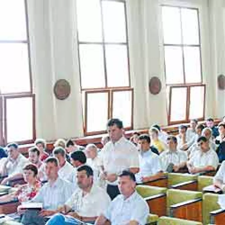 Primarii vechi si noi s-au plans de lipsa planurilor cadastrale