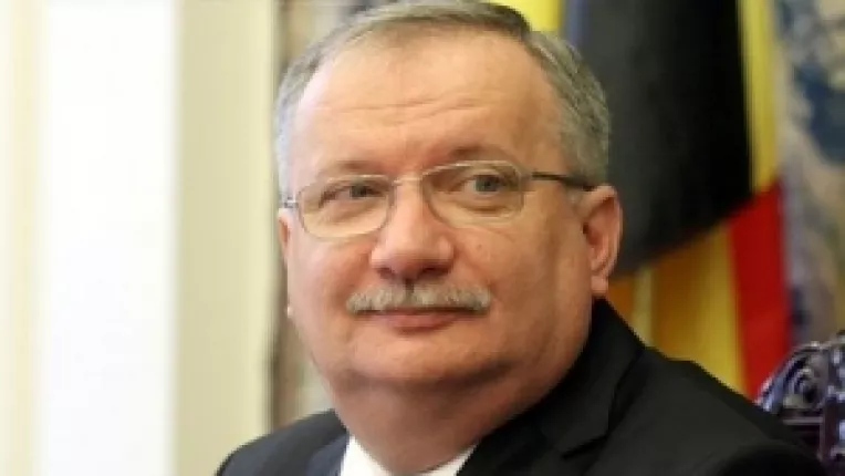 Senatorul Ioan Mang ar putea deveni secretar al Senatului