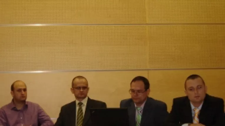 Senior Software incheie un parteneriat strategic cu Tableau Software, numarul unu mondial in vizualizarea datelor si lanseaza SeniorVisualBI