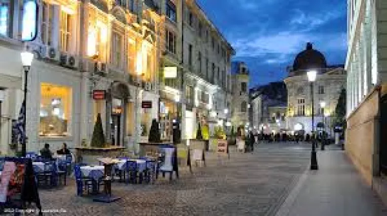 Spatiul public din orasele Romaniei nu ofera accesibilitati pentru persoanele cu dizabilitati