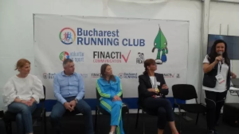 START UNIQA Asigurari Bucharest 10k&FAMILY RUN 2017