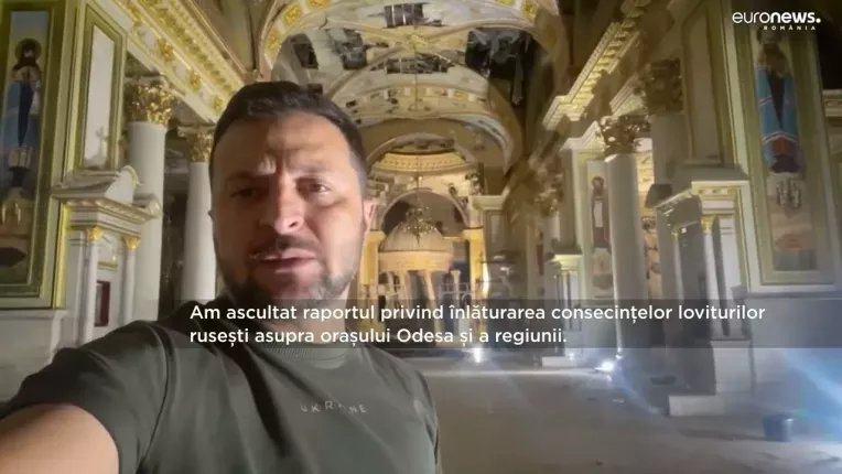Zelenski cere sisteme de aparare antiaeriana dupa vizita in orasul Odesa, recent bombardat